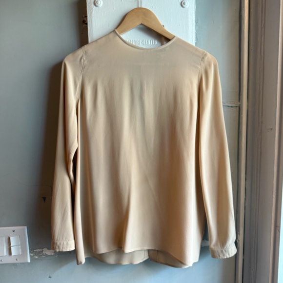 Giorgio Armani Cream Silk Top - Picture 1 of 4